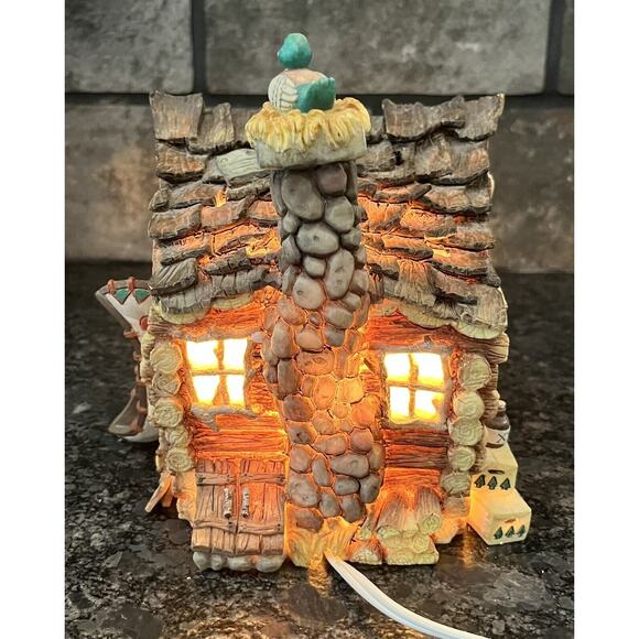 Enesco Moose Creek Crossing “Sven’s Bait Shop” 1995 Nightlight #170577 - Picture 6 of 9